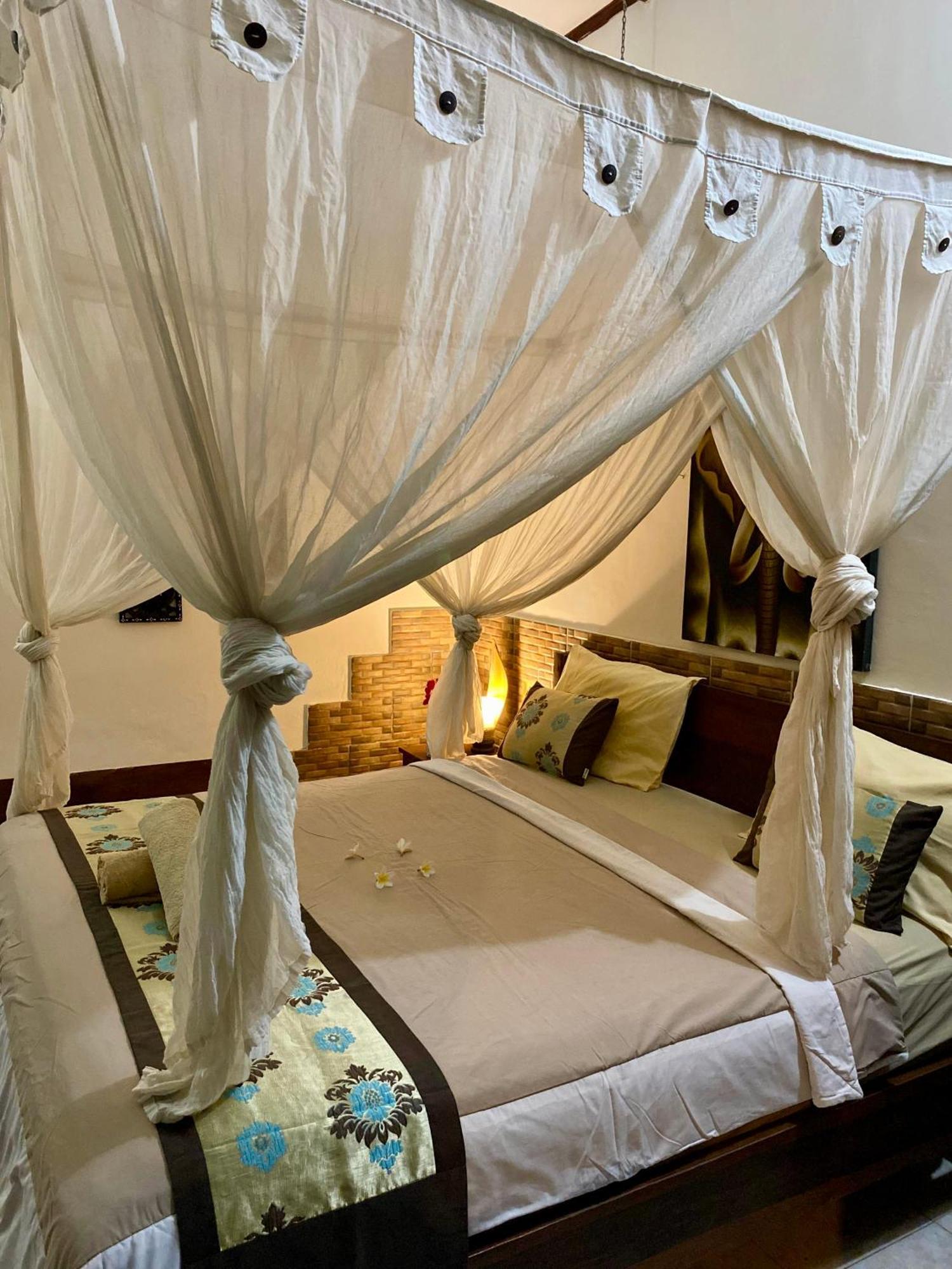 Zoe Bungalows Gili Trawangan Extérieur photo