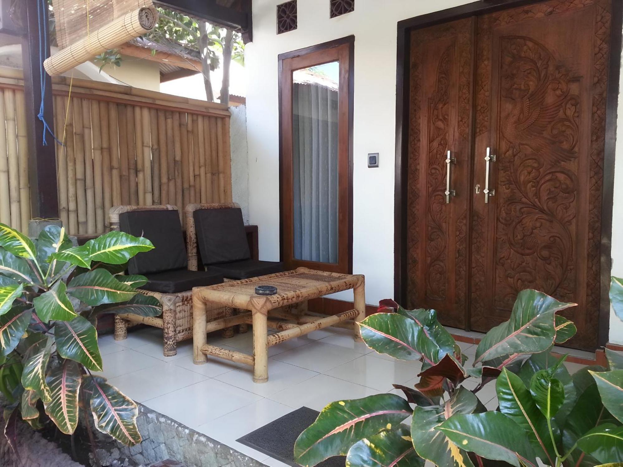 Zoe Bungalows Gili Trawangan Extérieur photo